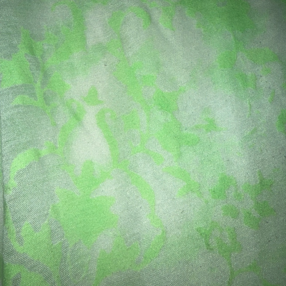 Green Sheer Women's Top - Picture 2 of 6
